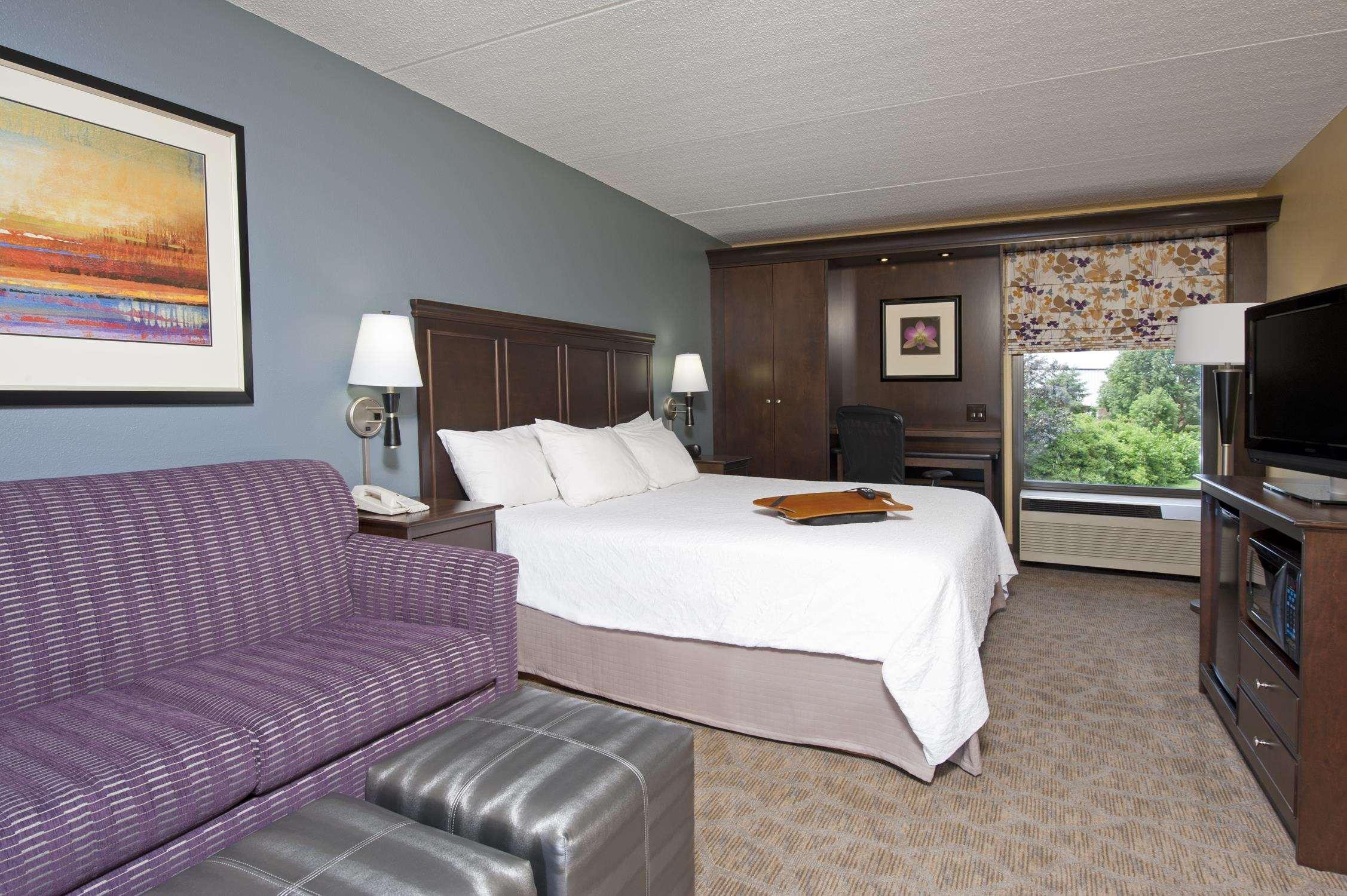 Hampton Inn Janesville Exterior photo